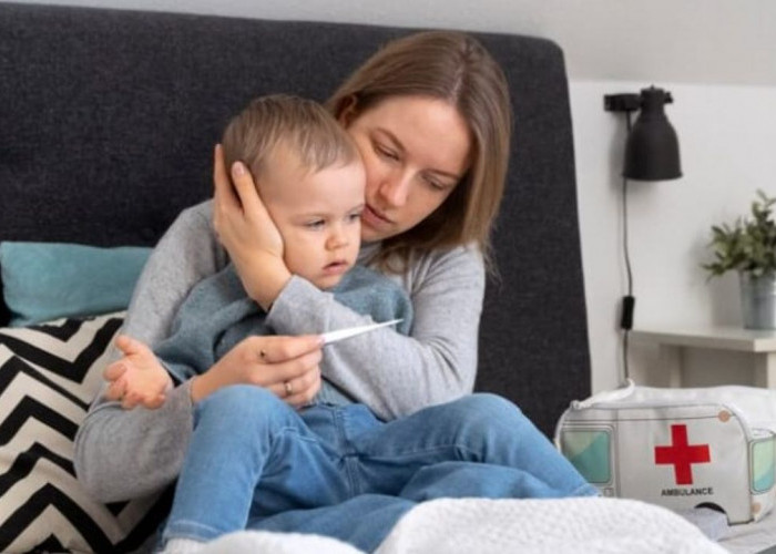 Cara Mengenali Perbedaan Demam Biasa dan Demam Tumbuh Gigi