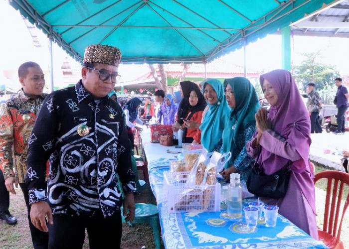 Dukung Program Presiden, Pj Gubernur Lampung Buka Kegiatan Makan Bersama Ibu Hamil dan Menyusui