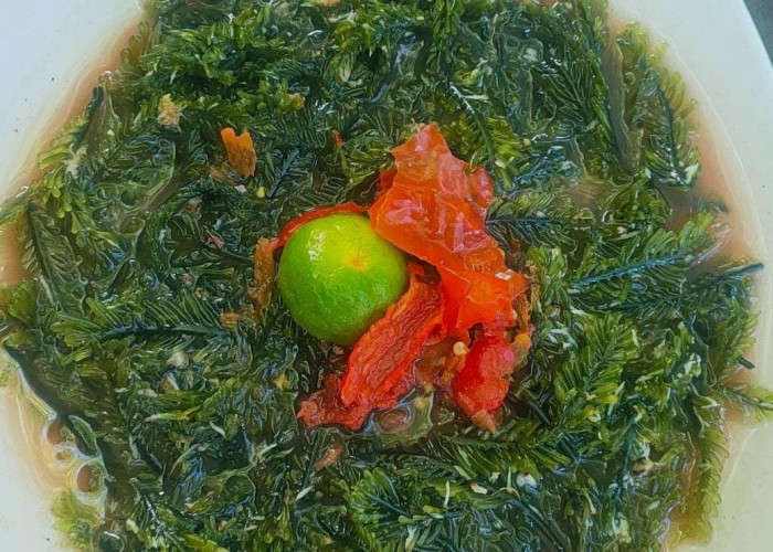 Rujak Bulung, Kuliner Rumput Laut Khas Bali yang Segar dan Sehat