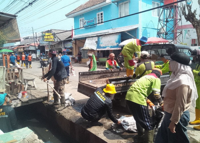 Pemkot Bandar Lampung Intensifkan Pembersihan Drainase Demi Cegah Banjir