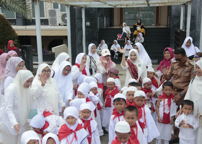 Bunda Winarni Buka Kegiatan Manasik Haji Anak PAUD se-Kecamatan Rajabasa