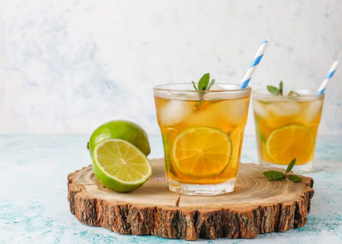 Teh Jeruk Nipis: Minuman Segar yang Kaya Manfaat dan Jarang Diketahui