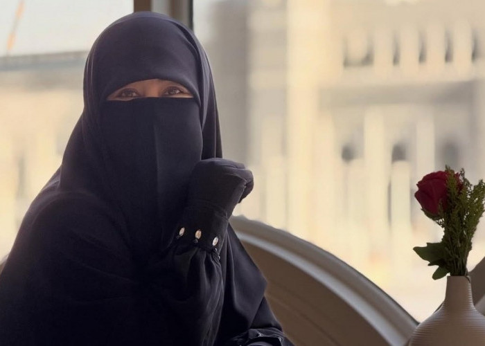 Konflik Timur Tengah Memanas, Umi Pipik Tunda Keberangkatan Umroh Jemaah