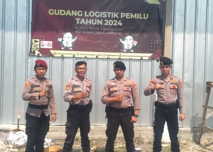 Polresta Bandar Lampung Jaga Ketat Kedatangan Logistik Pilkada di Gudang KPU