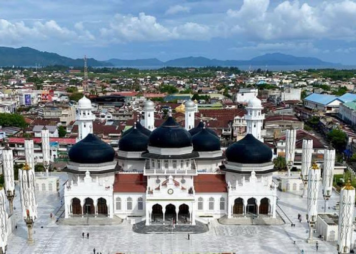 Menapaki Jejak Spiritual: 10 Destinasi Wisata Religi Favorit Saat Ramadan