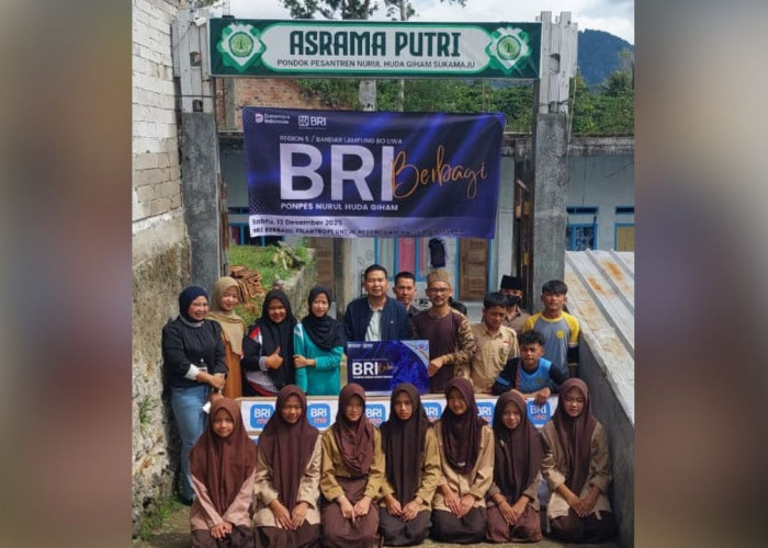 BRI BO Liwa Berbagi Sembako ke Ponpes Nurul Huda, Wujud Kepedulian di HUT ke-130 BRI