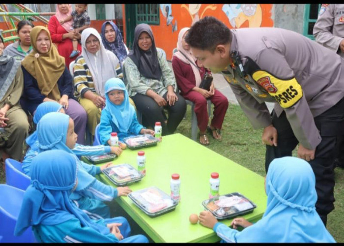 Polres Lampung Selatan Berikan Makan Bergizi Gratis  Bagi Anak PAUD