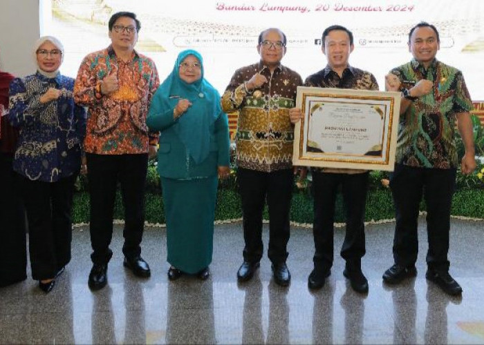 Pj Gubernur Samsudin Serahkan DIPA dan TKD Kepada Satker Kementerian, OPD Kabupaten/Kota se-Provinsi Lampung