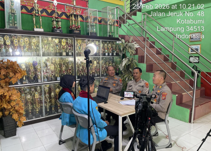 Polres Lampung Utara Sosialisasikan Penerimaan Anggota Polri 2026 Lewat Podcast di SMKN 1 Kotabumi