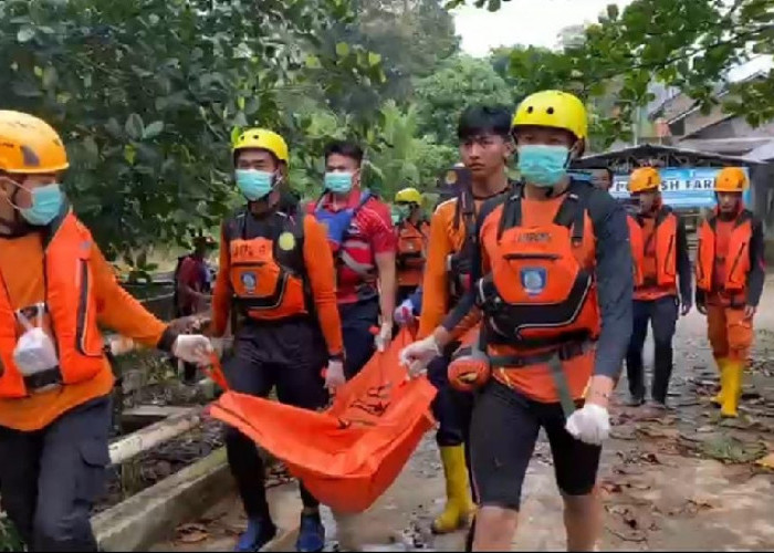 Bocah SD yang Hanyut di Rajabasa Ditemukan Dalam Keadaan Meninggal
