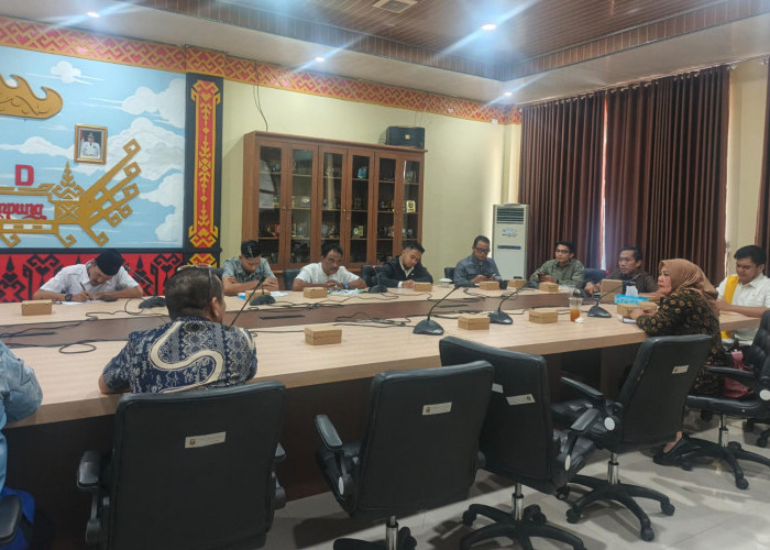 RDP SMA Siger: Laskar Lampung Pertanyakan Hibah Rp350 Juta