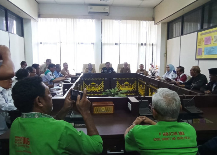 MPBI Lampung Sambangi Kantor DPRD Sampaikan Tiga Tuntutan 