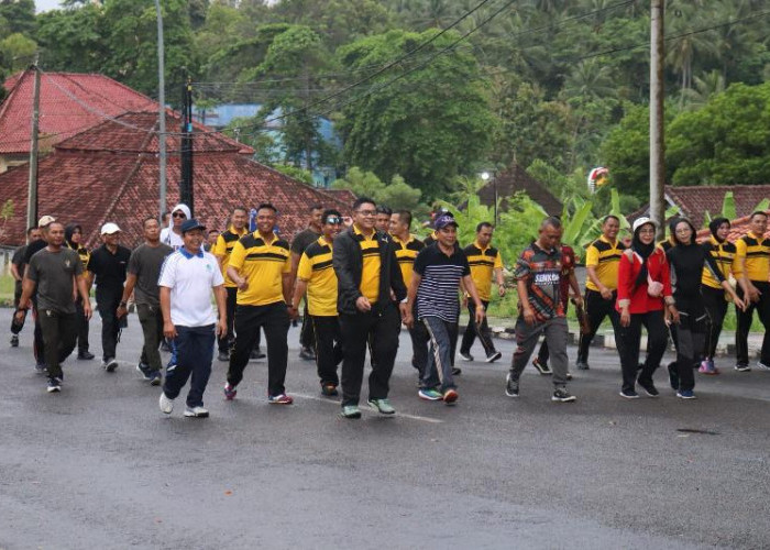 Polres Lampung Selatan Olahraga Bersama TNI Guna Perkuat Sinergitas 