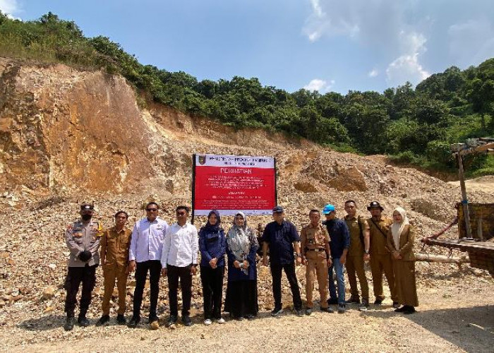 DLH Lampung Segel Dua Lokasi Tambang di Sukabumi Bandar Lampung