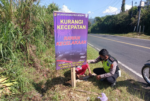 Rawan Terjadi Lakalantas, Polisi Pasang Banner Imbauan di Sejumlah Titik