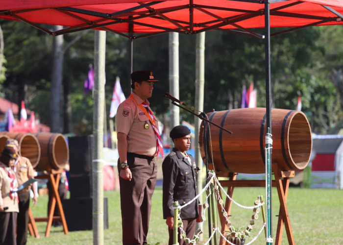 Buka Perkemahan, Pj Bupati Ajak Bangkitkan Generasi Muda Lampung Barat Menjadi Generasi yang Hebat