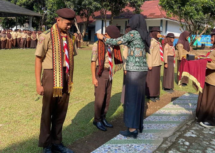 SMAN 1 Kebun Tebu Lepas 7 Kontingen Raimuna dan Olimpiade Debat PKN