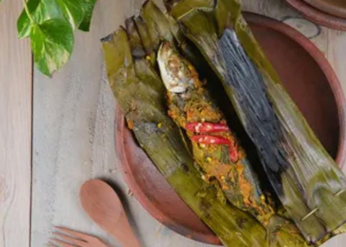 Lezat dan Gurih, Ini Keunikan Pepes Pindang Khas Jawa dan Madura