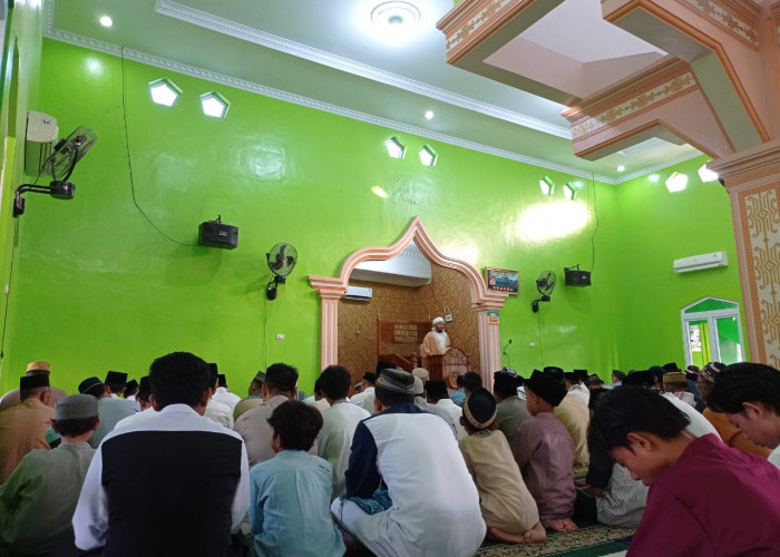 Warga Bukit Kemiling Permai Shalat Idul Adha di Masjid Al Islah Kemiling Permai