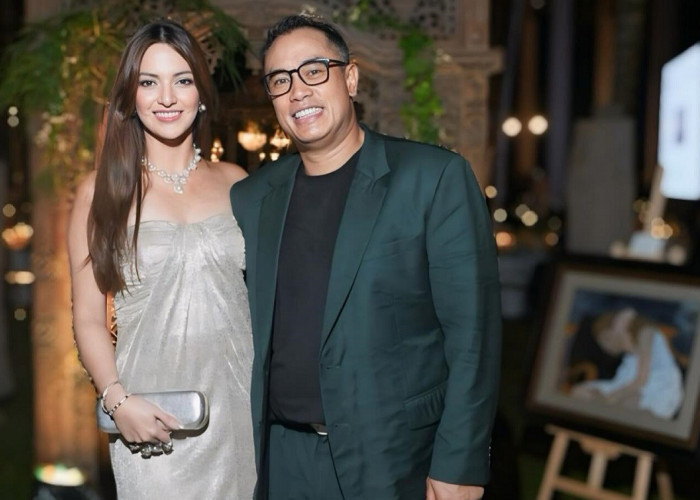 Asisten Tegaskan Isu Cerai Nia Ramadhani dan Ardi Bakrie Hoaks