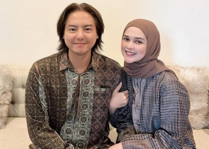 5 Pasangan Artis yang Main Film Jadi Suami Istri, Chemistry Natural!