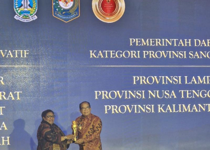 Provinsi Lampung Raih Penghargaan Innovative Goverment Award Kategori Provinsi Sangat Inovatif