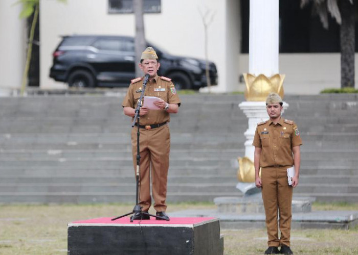 Pj Sekdaprov Lampung Pimpin Apel Peringatan Hari Otonomi Daerah ke-29