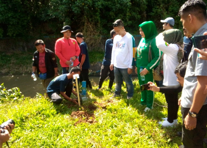 Peringati Hari Sejuta Pohon Internasional, KORMI Way Kanan Lakukan Penghijauan