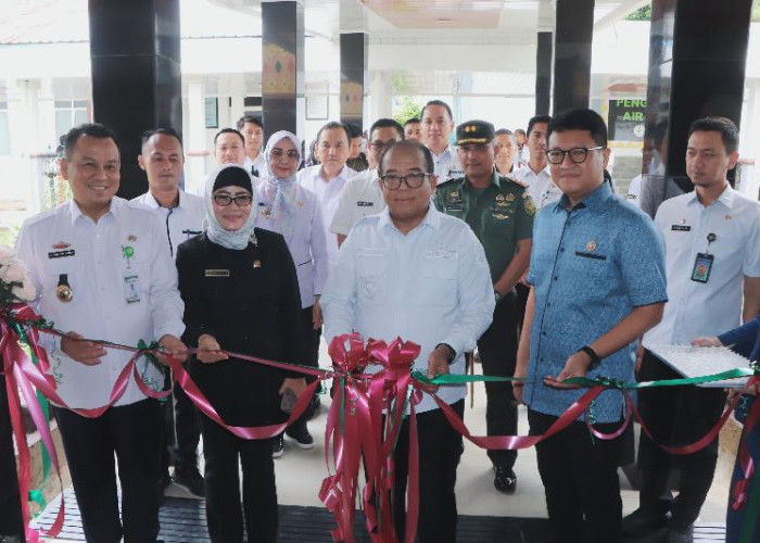 Peringatan HKN, Pj Gubernur Samsudin Resmikan Revitalisasi Fasilitas Kesehatan di RSUDAM Lampung