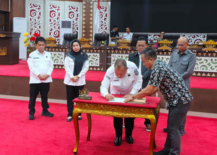 Bagi Roti Hibah PTN Berlanjut, Catatan Kritis DPRD disemprot Sekda