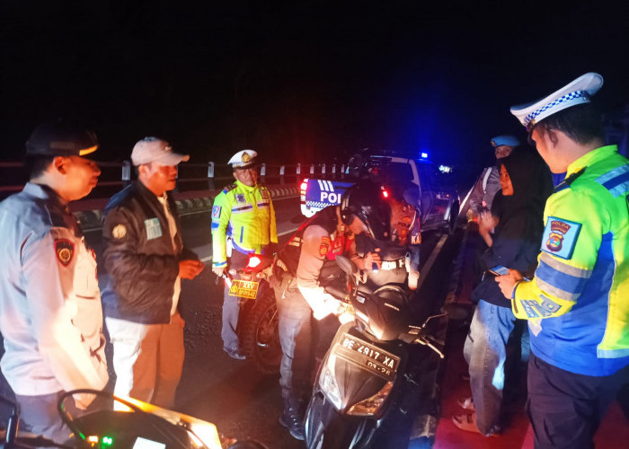 Cegah Gangguan Kamtibmas di Bulan Ramadhan, Polres Pesisir Barat Patroli di Sejumlah Titik Rawan