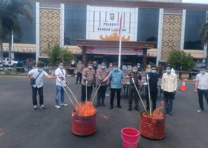 Polresta Bandar Lampung Berhasil Musnahkan Narkoba Senilai Rp672 Juta 