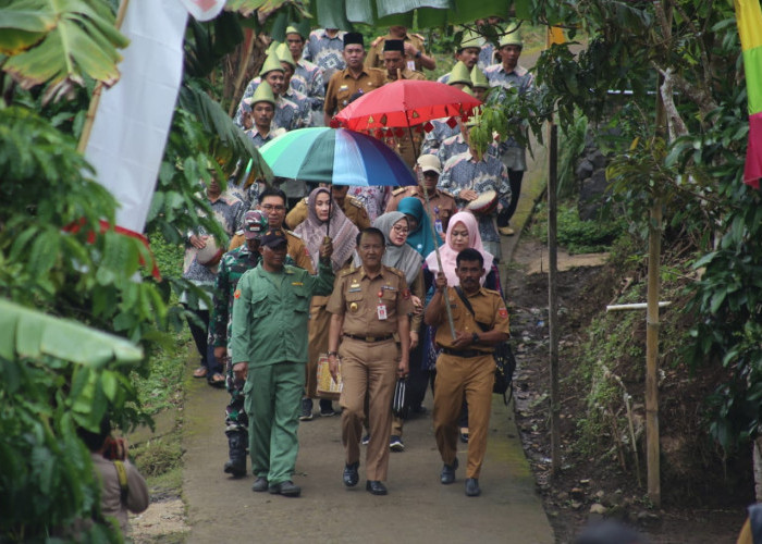 Pj Sekda Lambar Pimpin Musrenbang di Kecamatan Gedung Surian dan Air Hitam