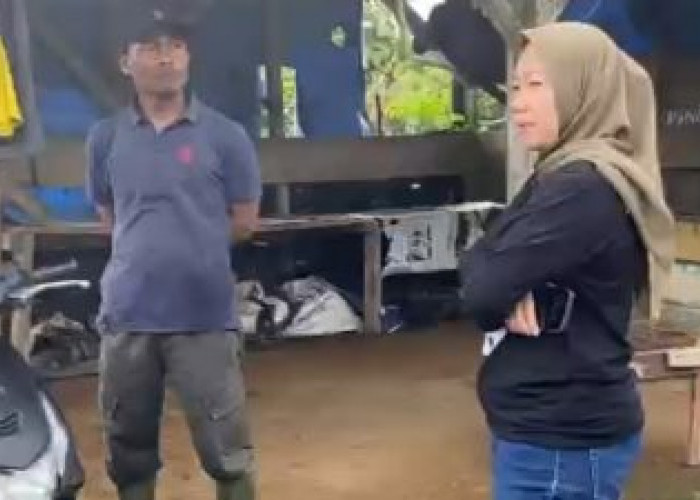 Anggota DPRD Provinsi Lampung Lesti Putri Utami Berdialog Bersama Petani Tomat Lambar