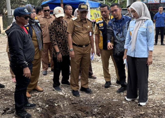 Wagub Jihan Tinjau Perbaikan Jalan Pringsewu–Pardasuka, Target Rigid Beton Mulai Maret