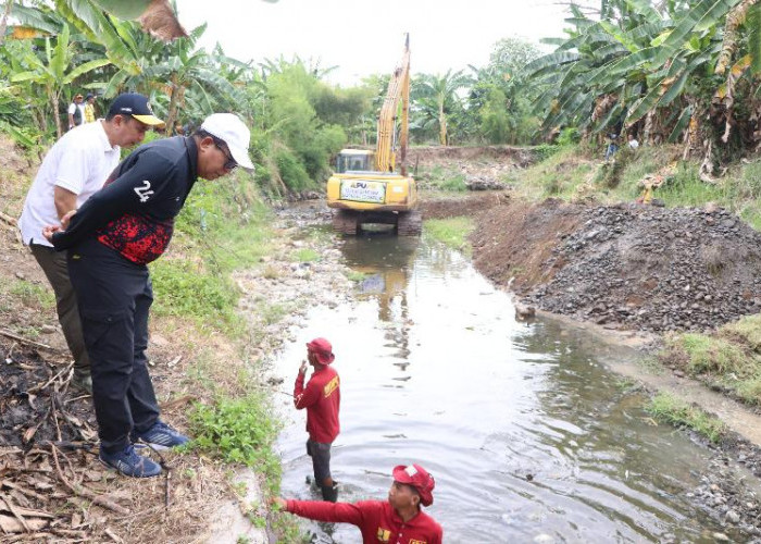 Pj Gubernur Samsudin Sebut Pengerukan Sedimen Sebagai Upaya Atasi Banjir Bandar Lampung