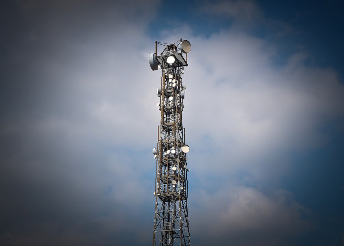 Diskominfotiksan Pesisir Barat Upayakan Penguatan Jaringan Telekomunikasi