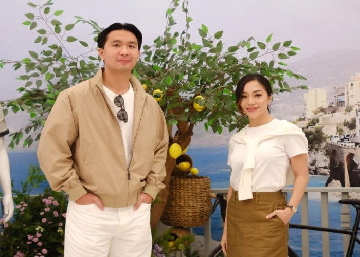 Tips Nikita Willy dan Indra Priawan Pilih Fashion Traveling yang Nyaman, Praktis, dan Tetap Stylish