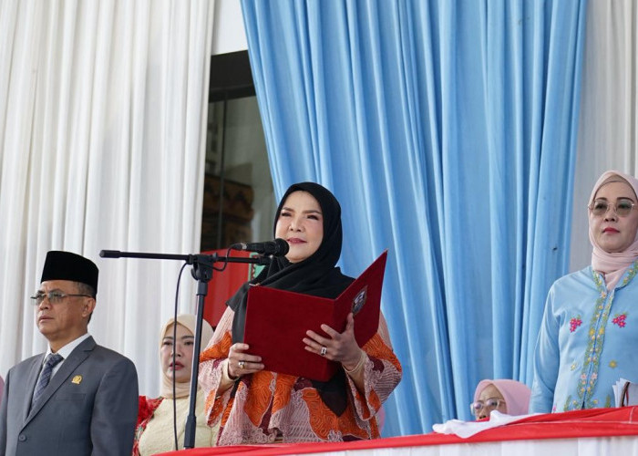 Puisi Ibu Menggetarkan Hati, Eva Dwiana Tak Kuasa Menahan Haru di Peringatan Hari Ibu