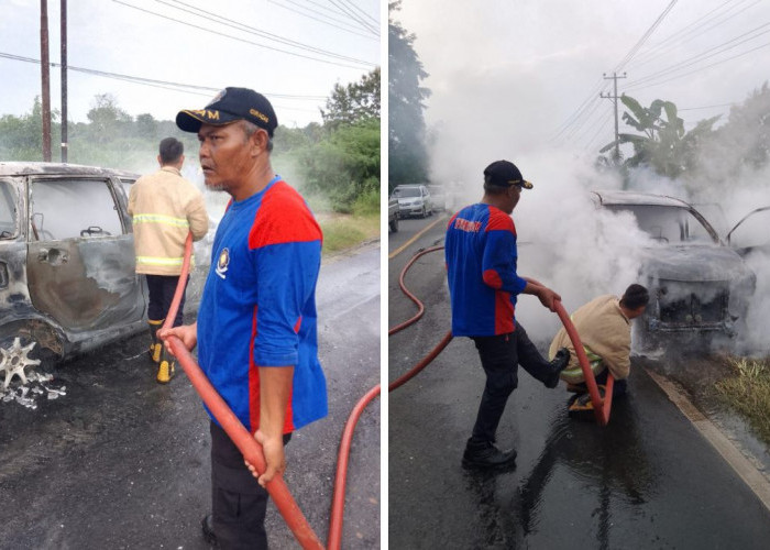 Mobil Avanza Terbakar di Jalinsum Blambangan, Polisi dan Damkar Bergerak Cepat