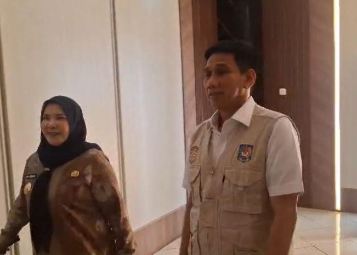Wamendagri Tinjau Langsung Aktivitas Pemkot Bandar Lampung di Tengah Kebijakan WFH