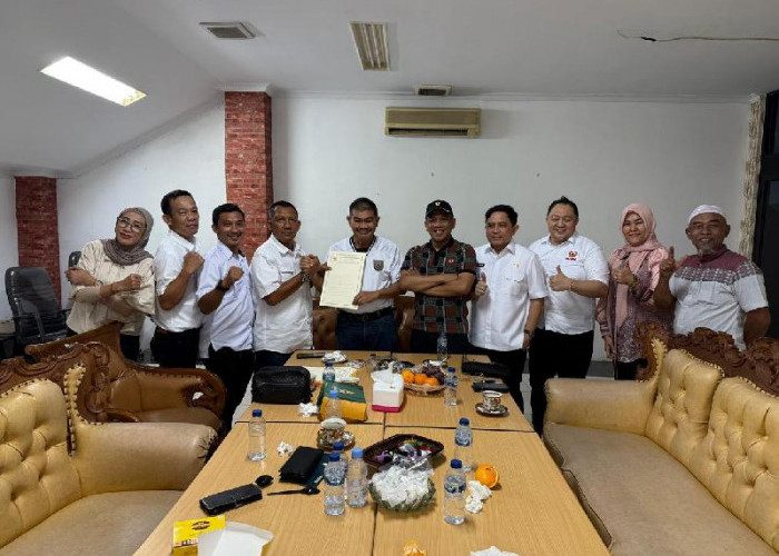 Faishol Djausal Resmi Daftar Calon Ketua Koni Lampung