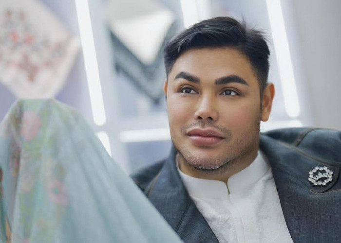 Tinggalkan Syuting, Ivan Gunawan Pilih Jalani Ramadhan dan Lebaran di Tanah Suci