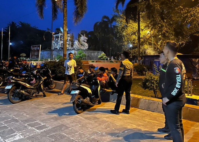 Patroli Subuh Sat Samapta Polres Lampung Utara Cegah Perang Sarung