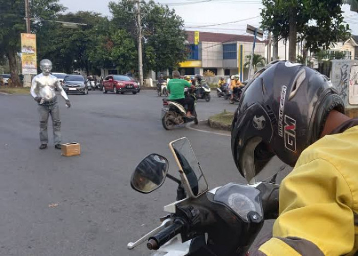 Dinsos Bandar Lampung Tindak Lanjut Penanganan Manusia Silver dan ODGJ