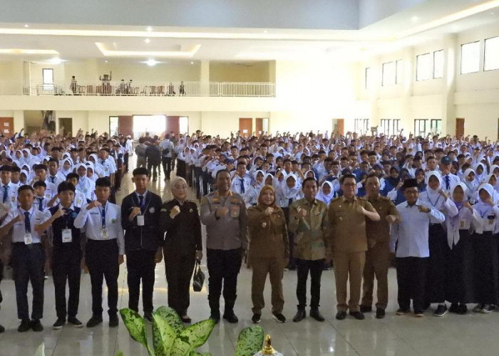 Wali Kota Bandar Lampung Buka Pelatihan Satgas Remaja RETINA