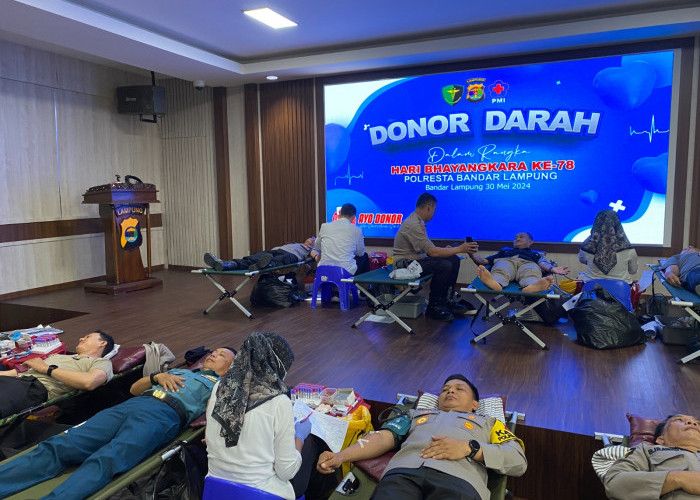 Peringati Hari Bhayangkara Ke-78, Polresta Bandar Lampung Menggelar Donor Darah