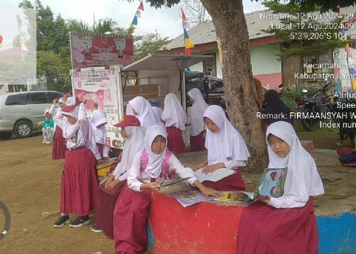 Perpustakaan Keliling Hadir di Setiap Momen di Way Tenong, Lambar