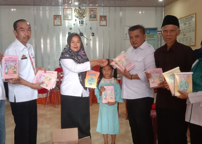 Pekon Sidodadi Salurkan Bantuan Al-Quran dan Paket PAUD serta Buku Literasi dari DD