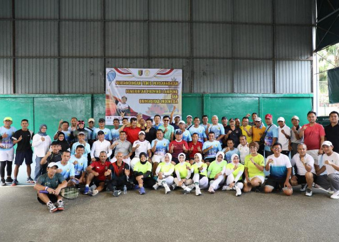 Pj Gubernur Samsudin Buka Pertandingan Tenis Persahabatan antara Pemprov Lampung dengan Universitas Indonesia 